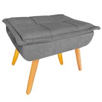 Puff Banqueta Opala Suede Cinza Grafite Pés Castanho Decoração Retrô para Sala Quarto