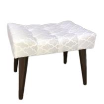 Puff Capitonê Luxo Jacquard Luxo Branco com Prata Geométrico Puff Capitonê Luxo Jacquard Luxo Branco com Prata Geométrico