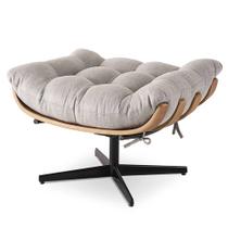 Puff Costela Assento Madeira Natural Almofada Cinza Claro Base X Metal Preto - 68511 Puff Costela Assento Madeira Natural Almofada Cinza Claro Base X Metal Preto - 68511