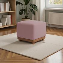 Puff Dalilla Decorativo Bouclé Premium Exclusivo Assento Extra Para Sala Quarto Base Peroba Pés Castanho Design Moderno