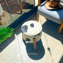 Puff de Couro Redondo 40cm x 30cm 011143