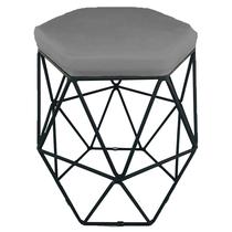 Puff decorativo para sala hexagonal aramado base preta suede cinza - clique e decore