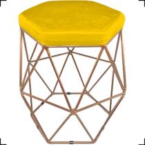 Puff Decorativo Para Sala Hexagonal Aramado Bronze/Dourada/Preta Suede Cores - Clique E Decore