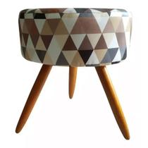 Puff Decorativo Redondo com Pés Madeira Suede Triangulos Bege