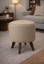 Puff Pé Palito Redondo Não é Segredo material sintético Marrom Claro 40x45 Puff Pé Palito Redondo Não é Segredo material sintético Marrom Claro 40x45