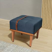 Puff Quadrado de Madeira Eucalipto, Estofado e Cinto de Couro Yarin
