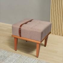 Puff Quadrado de Madeira Eucalipto, Estofado e Cinto de Couro Yarin