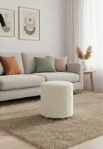 Puff Redondo Não é Segredo Astracan Pelúcia Branco Rodinha 40x45 NSPR07TA-R Puff Redondo Não é Segredo Astracan Pelúcia Branco Rodinha 40x45 NSPR07TA-R