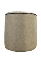 Puff Redondo Tachas Não é Segredo Linho Palha Pé Fixo 40x45 NSPRT08L-F Puff Redondo Tachas Não é Segredo Linho Palha Pé Fixo 40x45 NSPRT08L-F