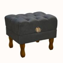 Puff Retro Clássico Suede Capitone Sala Quarto Penteadeira