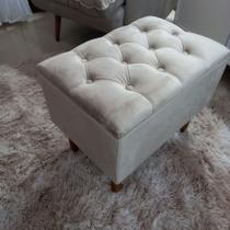 Puff retrô em captonê