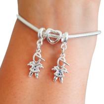 Pulseira Berloque 2 Dois Filhos Menino Boné Banhada Prata