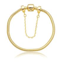 Pulseira Berloque Com Trava de Segurança Banhado a Ouro 18k Pulseira Berloque Com Trava de Segurança Banhado a Ouro 18k
