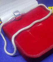 Pulseira Berloque Prata 925 Peso 7.28 Gramas Pulseira 20 Cm x 3 mm Pulseira Berloque Prata 925 Peso 7.28 Gramas Pulseira 20 Cm x 3 mm