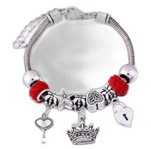 Pulseira Berloque Prateada Coroa Coração Fechadura B7523