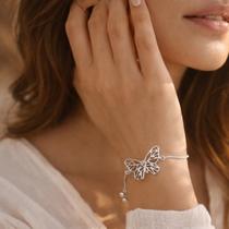 Pulseira Borboleta Regulável Folheada a Prata