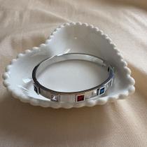 Pulseira Bracelete com Pedras Coloridas em Aço Inox