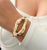 Pulseira Bracelete Corrente Elo Português Dupla com Pingente Orgânico Vazado Folheado Ouro Tendência Moda Pulseira Bracelete Corrente Elo Português Dupla com Pingente Orgânico Vazado Folheado Ouro Tendência Moda