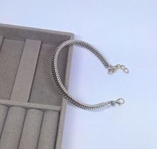 Pulseira Bracelete Feminino Elos Aro mola Torcido Folheado Ouro 18k Dourado Prata Tendência Moda Pulseira Bracelete Feminino Elos Aro mola Torcido Folheado Ouro 18k Dourado Prata Tendência Moda