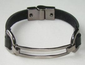 Pulseira Bracelete Masculina Couro com Metal Vazado Grafite Pulseira Bracelete Masculina Couro com Metal Vazado Grafite