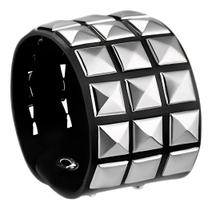 Pulseira Bracelete Spike Prata 3 Fileiras Pirâmides material sintético Punk Rock Emo Gotico show Pulseira Bracelete Spike Prata 3 Fileiras Pirâmides material sintético Punk Rock Emo Gotico show
