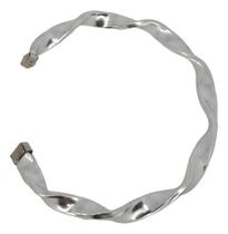 Pulseira Bracelete Torcido Banho Prata Feminino Moderno