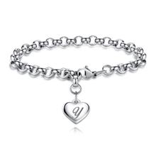 Pulseira Charm TONY & SANDY Initial em aço inoxidável prateada