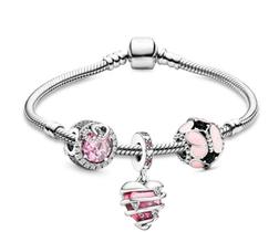 Pulseira com Berloque Estilo Pandora com Coração Rosa