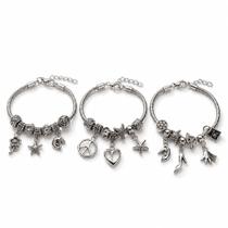 Pulseira com Pingentes Prateada Feminina Estilo Snake para Uso Diário Pulseira com Pingentes Prateada Feminina Estilo Snake para Uso Diário