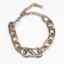 Pulseira Corrente com Pingente Mosquetão Pulseira Corrente com Pingente Mosquetão