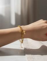 Pulseira De Aço Berloque Feminina Brilhante. Pulseira De Aço Berloque Feminina Brilhante.
