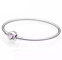 Pulseira De Berloques Rígida Fecho Coração Rosa Banho Prata