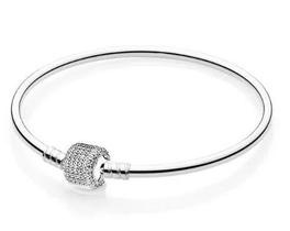 Pulseira De Berloques Rígida Fecho Trabalhado B Prata