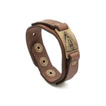 Pulseira de Couro Marrom N. Sra. Aparecida com Botão Pulseira de Couro Marrom N. Sra. Aparecida com Botão