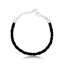 Pulseira de couro preto trançado com ponteiras prata