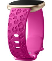 Pulseira de relógio Odbeai Leopard gravada em silicone para Fitbit Versa 4