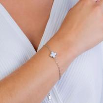 Pulseira de trevo branco de aço