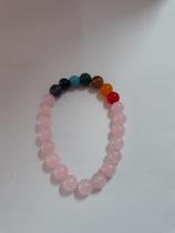 Pulseira dos 7 chakras com quartzo rosa