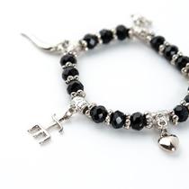 Pulseira Exu Preto e Prata Penduricalhos Cristal e Silicone