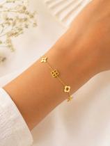 Pulseira Feminina Dourada em Aço Inoxidável 316L Design Trevo/Flor, Hipoalergênica, Não Escurece Pulseira Feminina Dourada em Aço Inoxidável 316L Design Trevo/Flor, Hipoalergênica, Não Escurece