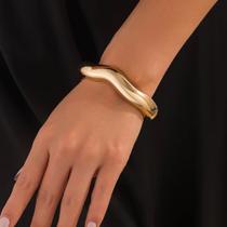 Pulseira feminina dourada maxi bracelete semijoia banhada a ouro