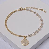 Pulseira Feminina Folheada a Ouro com Pérolas e Pingente Pai Nosso Pulseira Feminina Folheada a Ouro com Pérolas e Pingente Pai Nosso