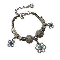 Pulseira Feminina Pingentes e Berloques