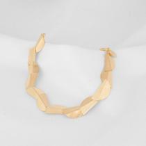 Pulseira Geométrica Meia Lua Banhada A Ouro 18k Pulseira Geométrica Meia Lua Banhada A Ouro 18k