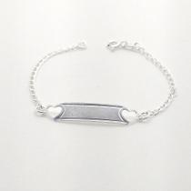 Pulseira Infantil de Prata 925 com Plaquinha Personalizável e Dois Corações - 15cm