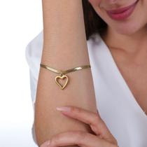 Pulseira Malha Fina Pingente de Coração Vazado em Aço Inoxidável Dourada