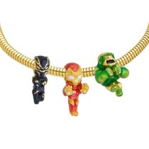 Pulseira Marvel Berloque Banhado a Ouro 18k