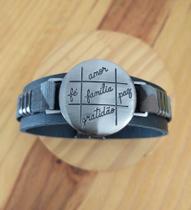 Pulseira Masculina em couro natural amor, fé, família,... , feita de forma artesanal tamanho P Pulseira Masculina em couro natural amor, fé, família,... , feita de forma artesanal tamanho P