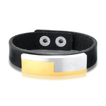 Pulseira Masculina Em material sintético Preto E Placa Trabalhada Em Pulseira Masculina Em material sintético Preto E Placa Trabalhada Em