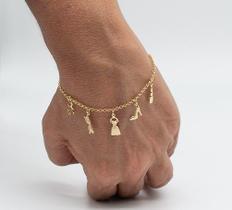 Pulseira Mini Berloques de Vestido, Anel, Óculos, Salto e Batom Banhada em Ouro 18K